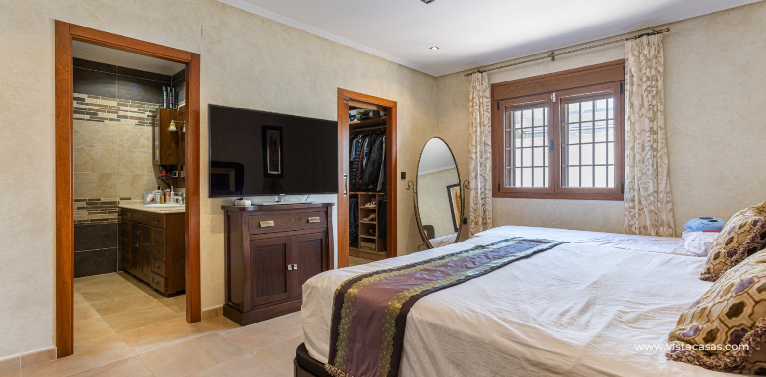 Resale - Villa - Los Montesinos