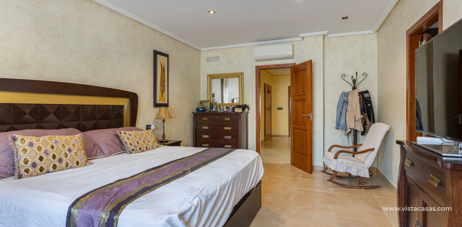 Resale - Villa - Los Montesinos