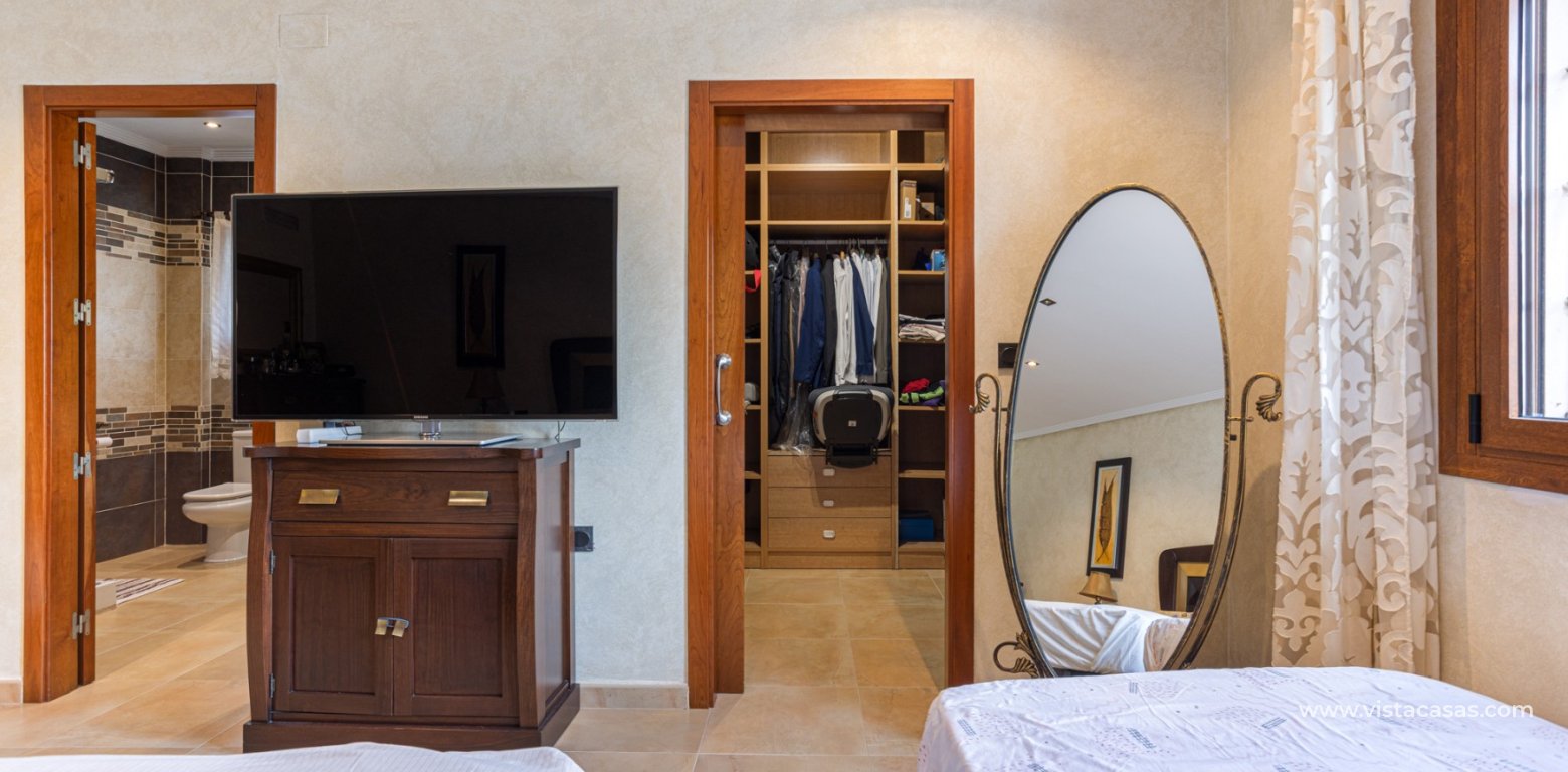 Resale - Villa - Los Montesinos