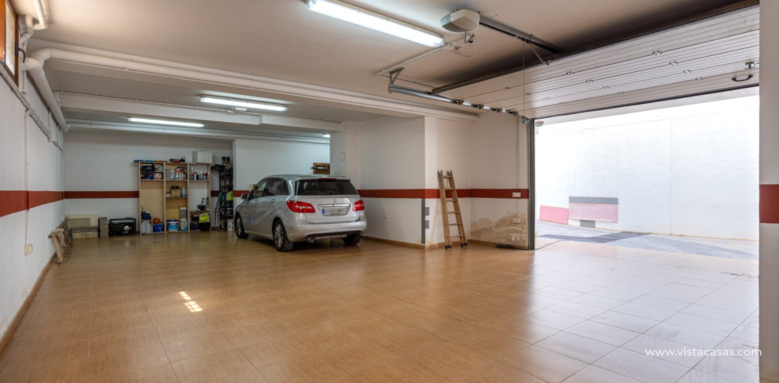 Resale - Villa - Los Montesinos