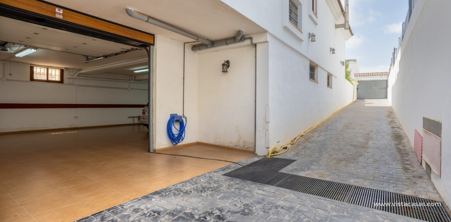 Resale - Villa - Los Montesinos