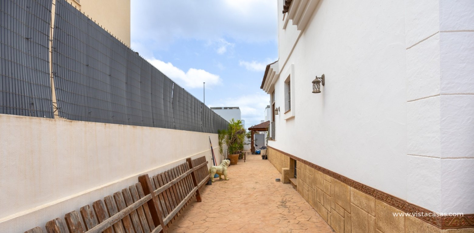 Resale - Villa - Los Montesinos