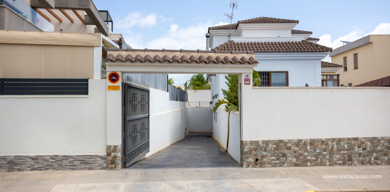 Resale - Villa - Los Montesinos