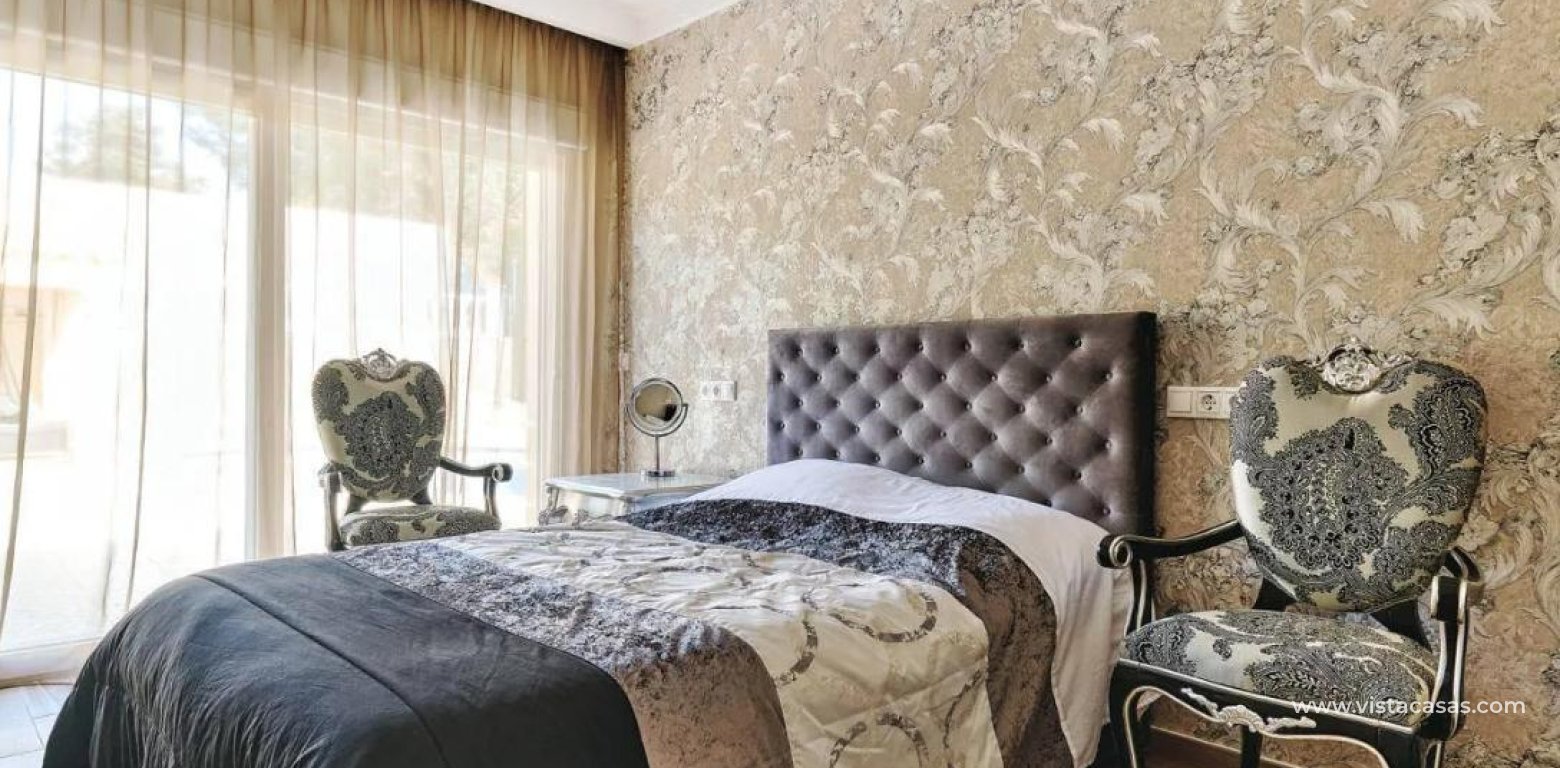 Resale - Villa - Campoamor