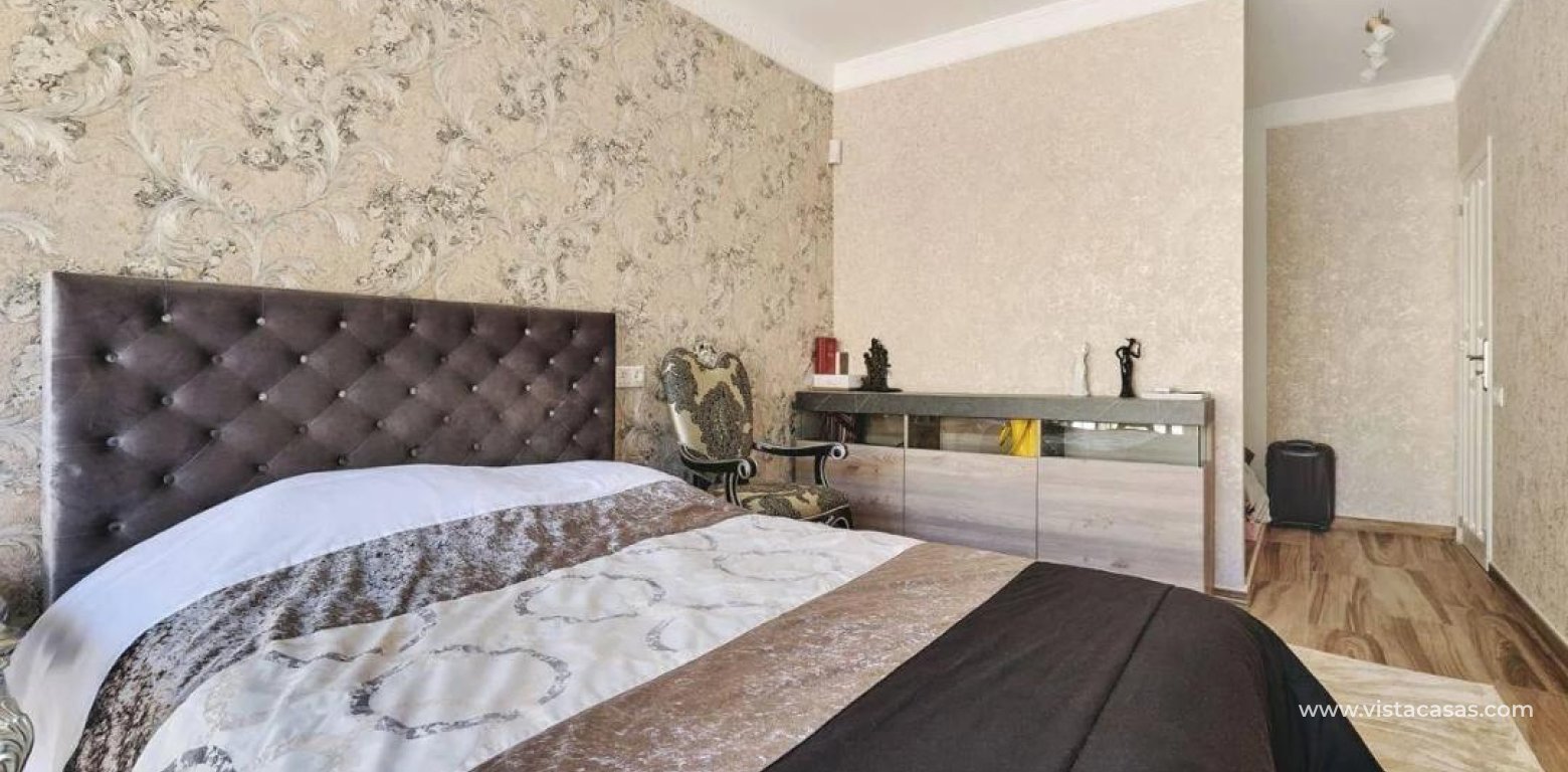 Resale - Villa - Campoamor