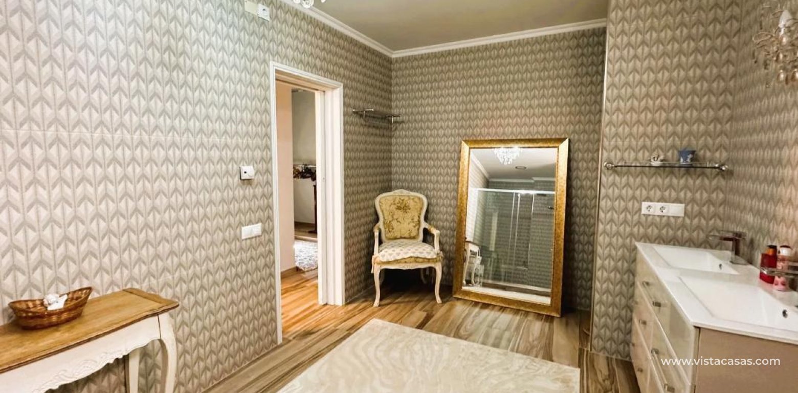 Resale - Villa - Campoamor