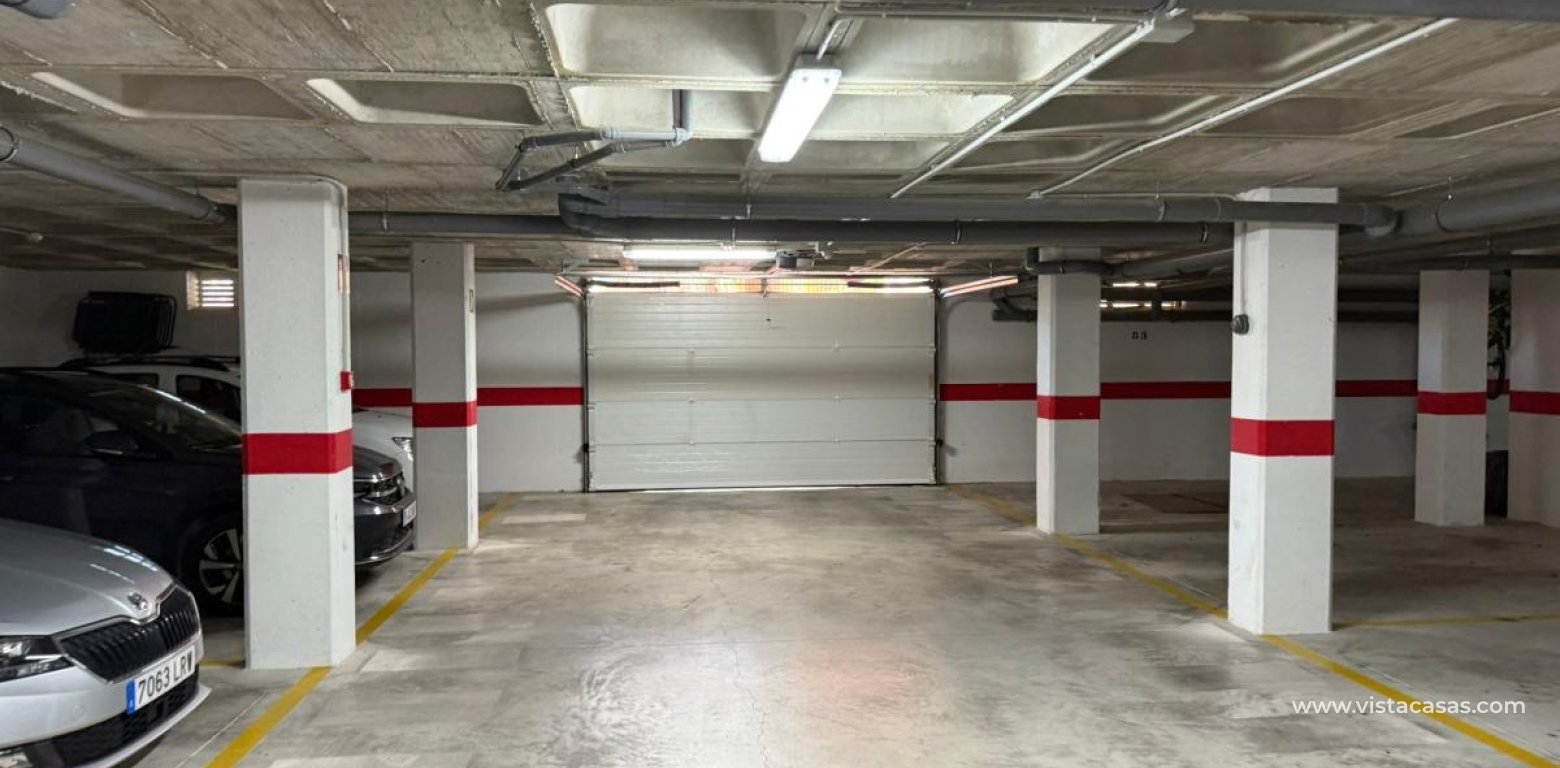 Resale - Apartment - Villamartin