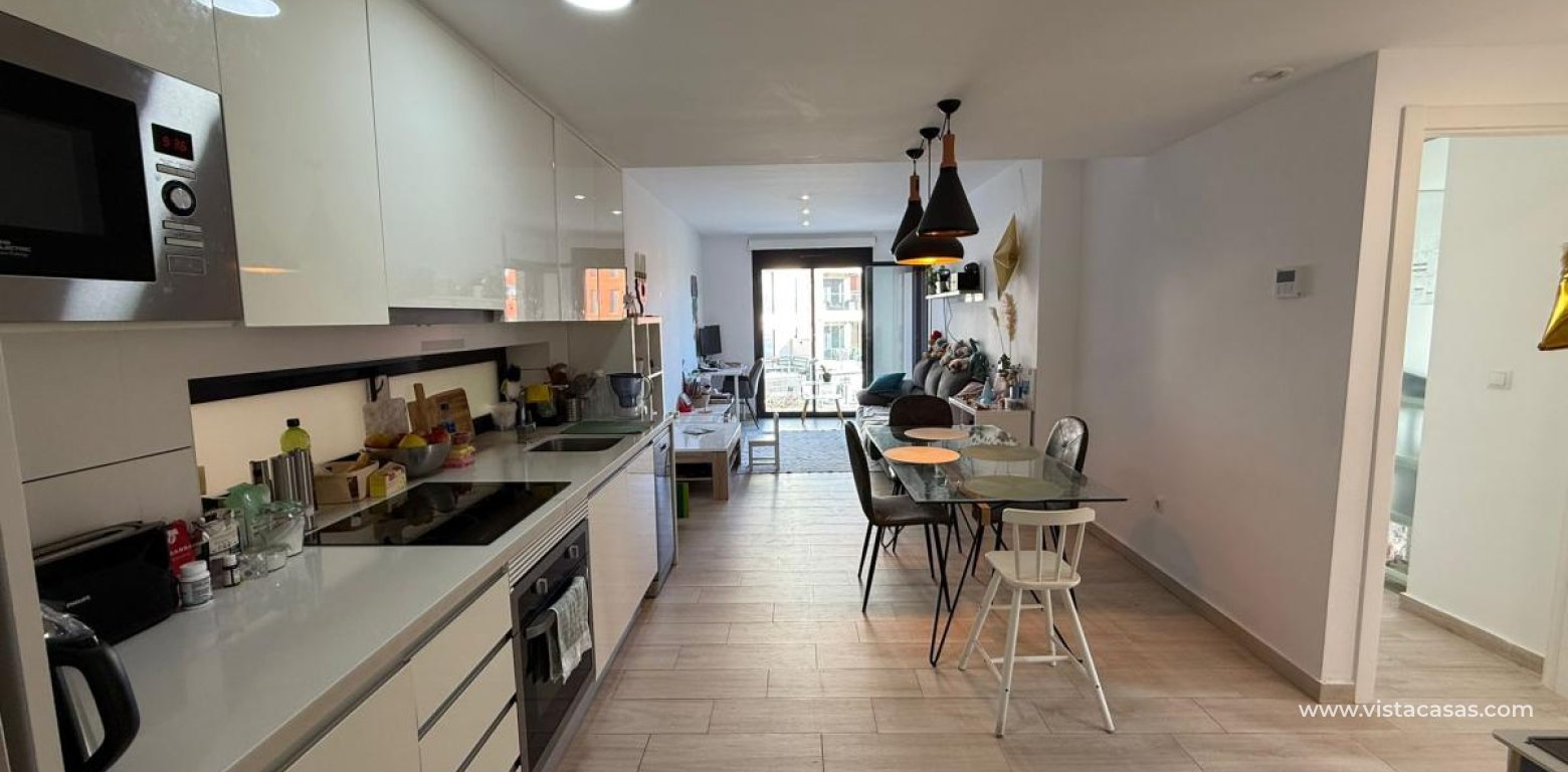 Resale - Apartment - Villamartin