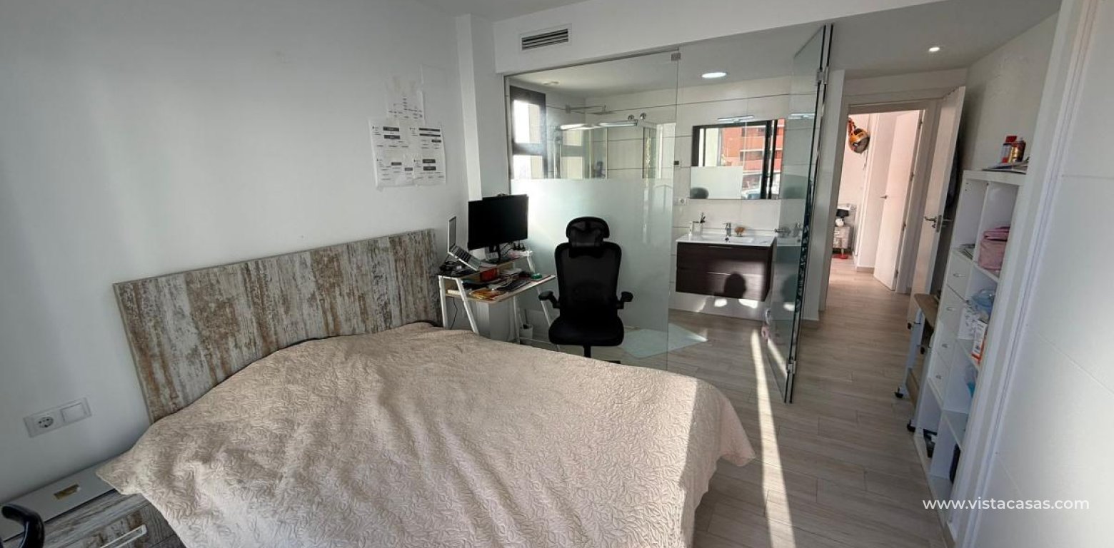 Resale - Apartment - Villamartin