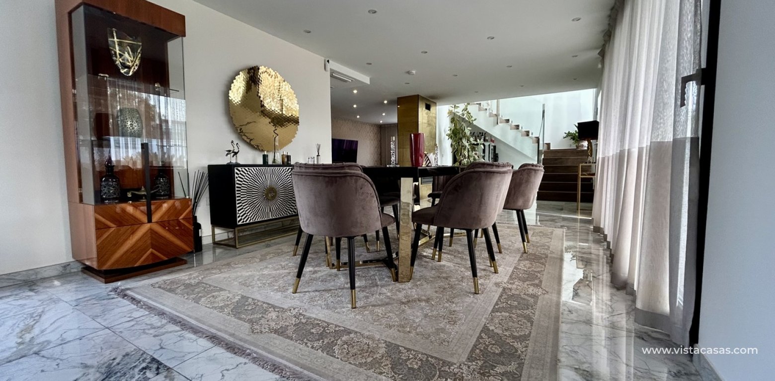 Sale - Villa - Los Balcones