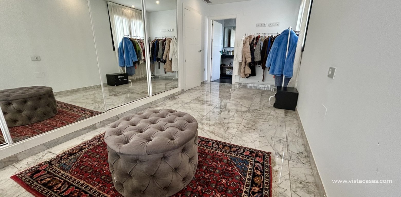 Sale - Villa - Los Balcones