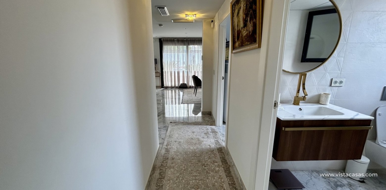 Sale - Villa - Los Balcones