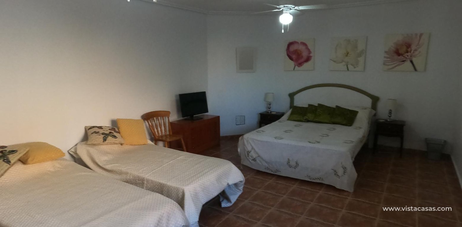 Resale - Villa - Algorfa