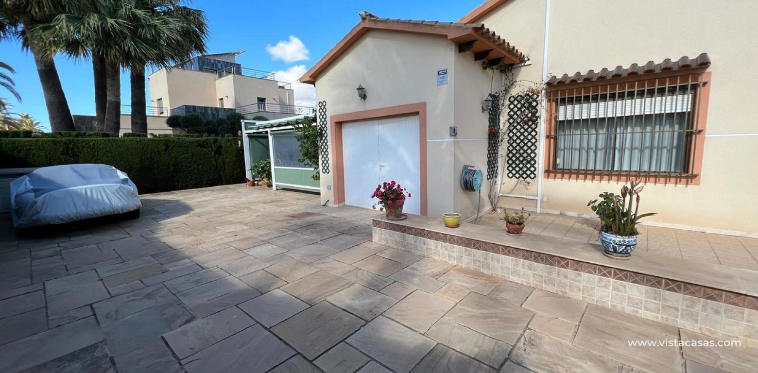 Sale - Villa - Cabo Roig