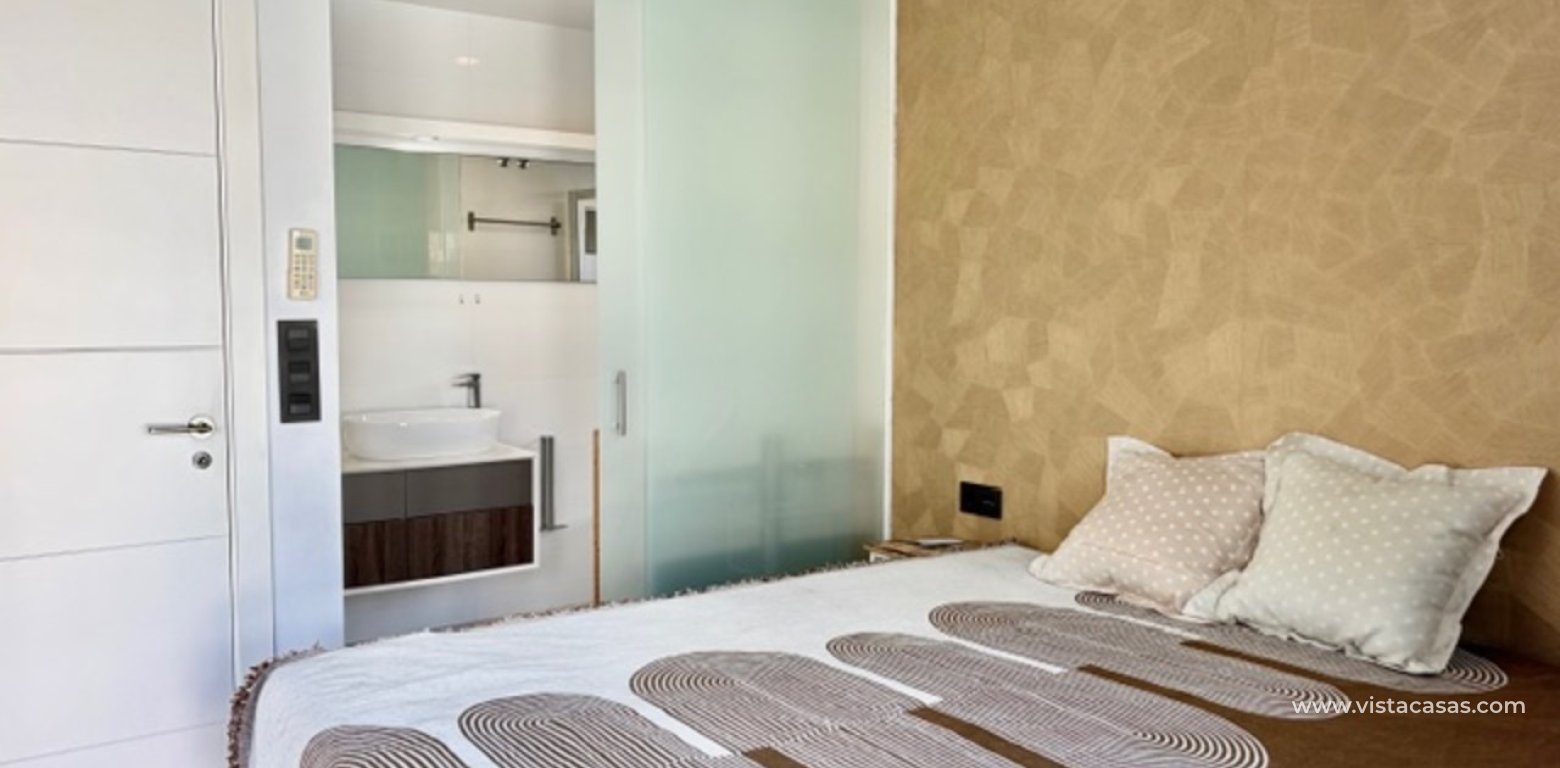 Sale - Villa - Cabo Roig