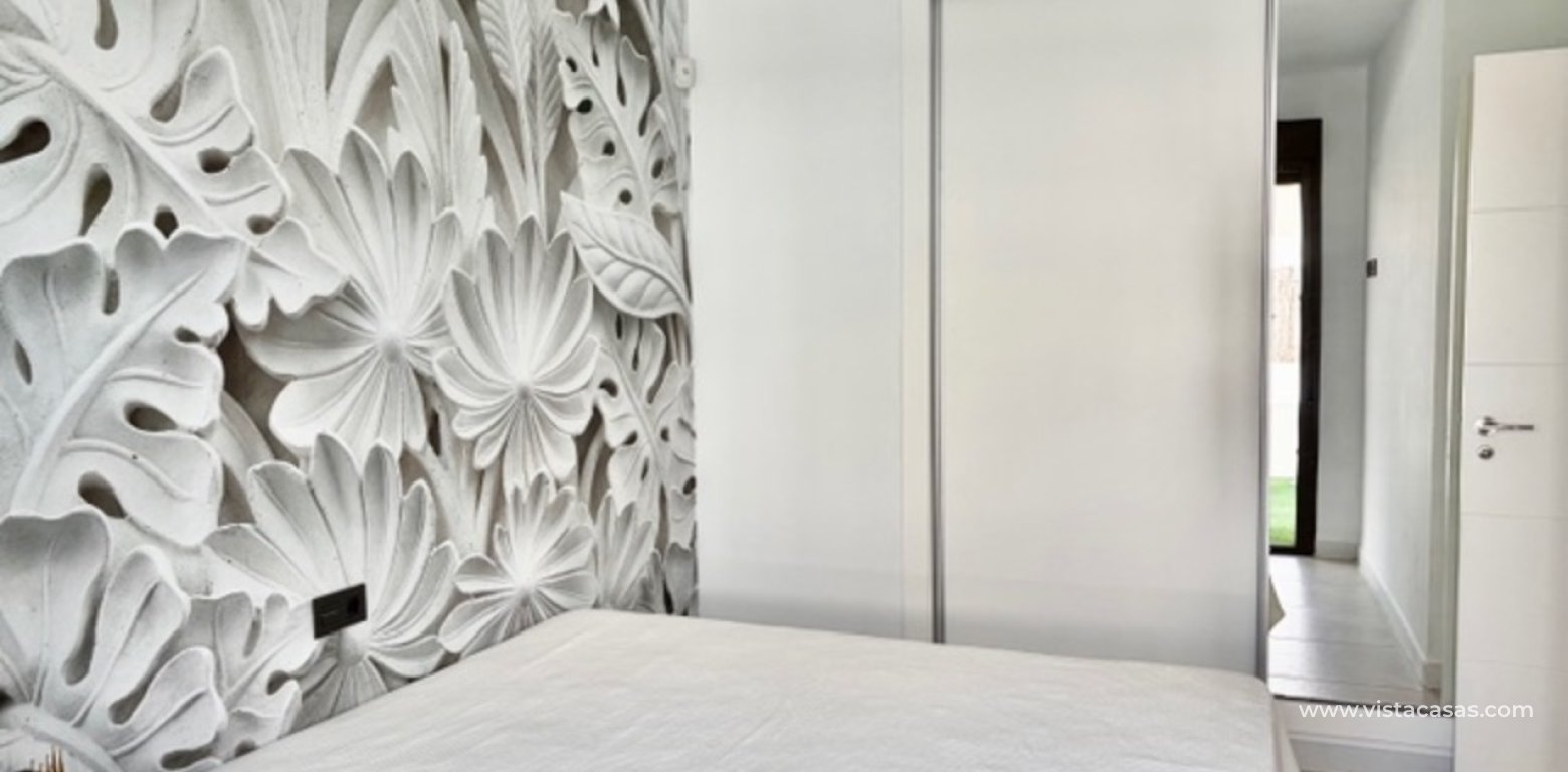 Sale - Villa - Cabo Roig