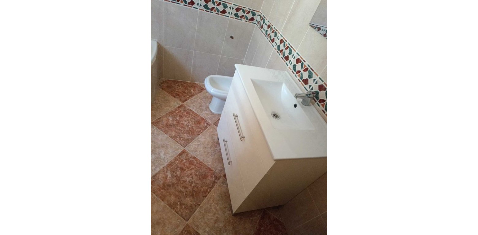 Resale - Villa - Los Altos