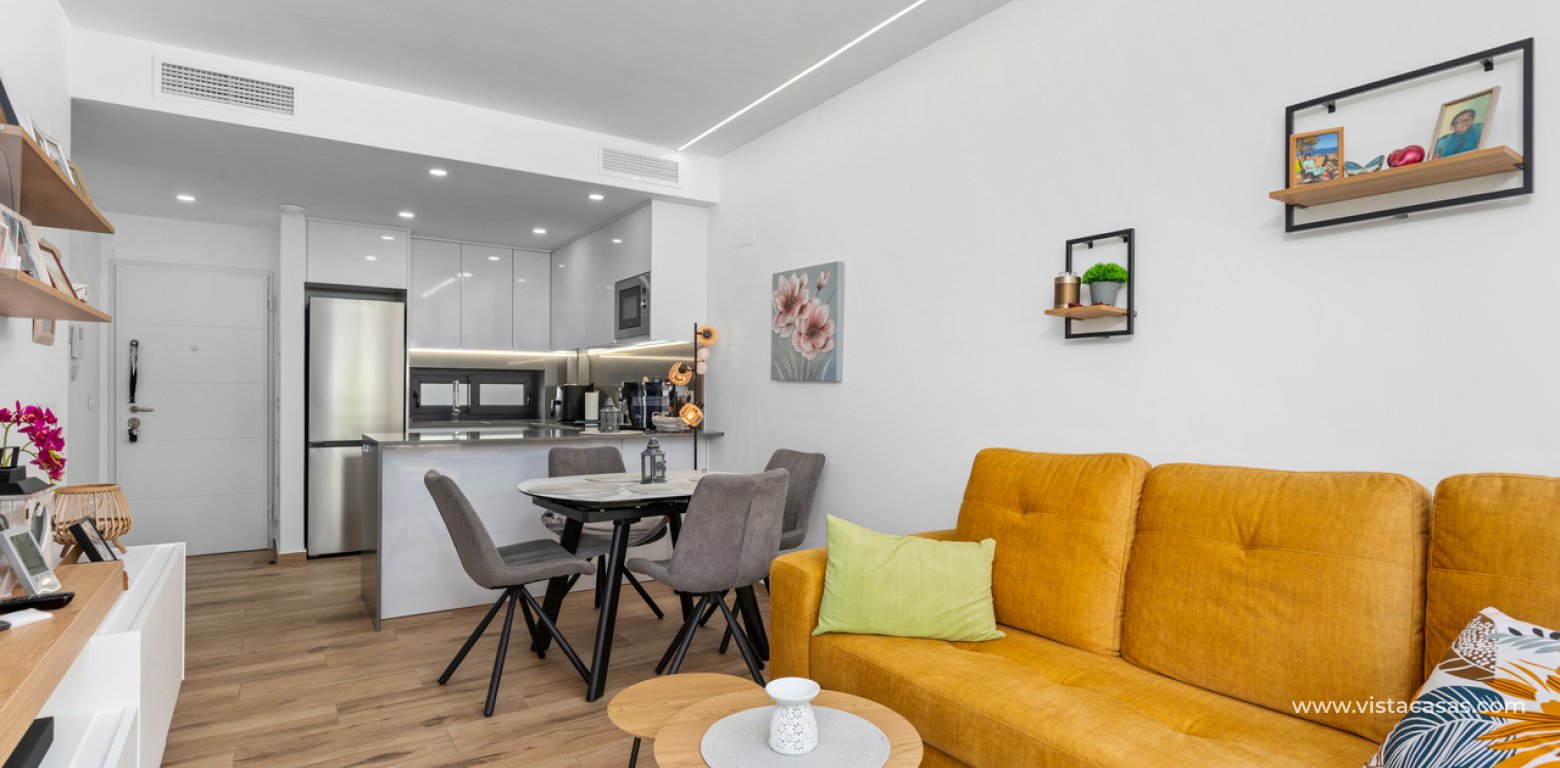 Resale - Apartment - Villamartin