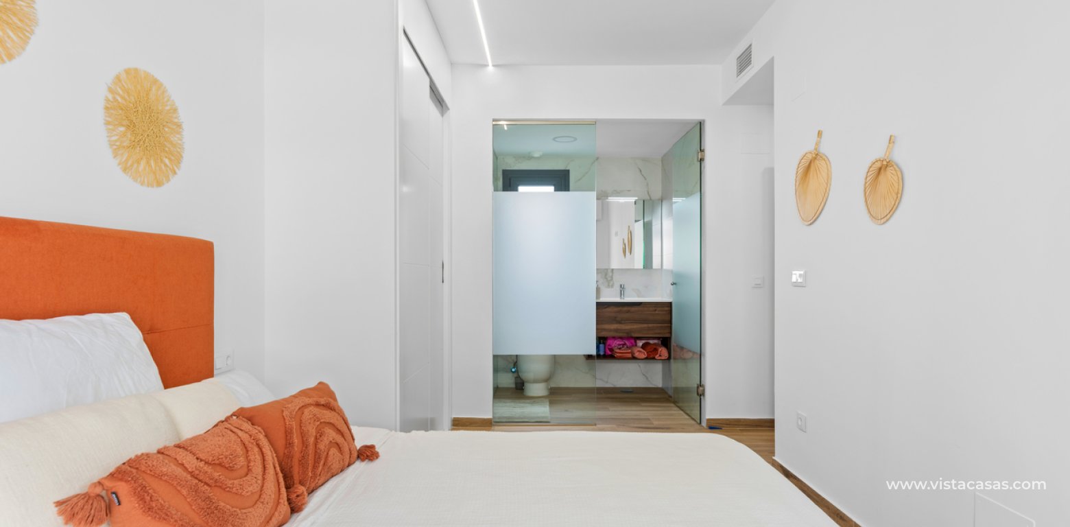 Resale - Apartment - Villamartin