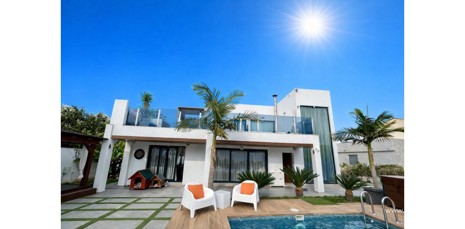 Sale - Villa - Los Balcones