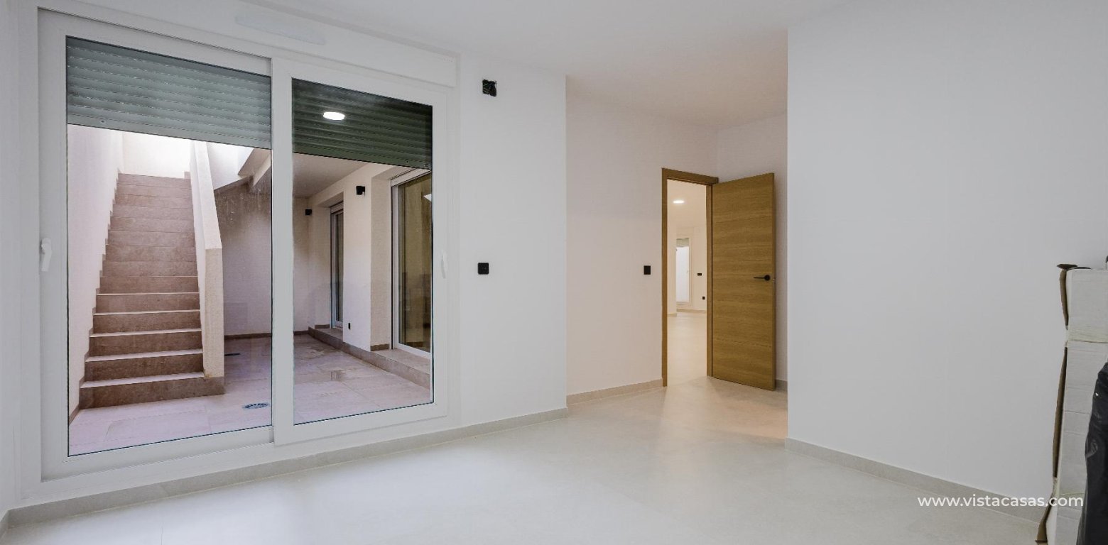 Sale - Villa - Algorfa - La Finca Golf Resort