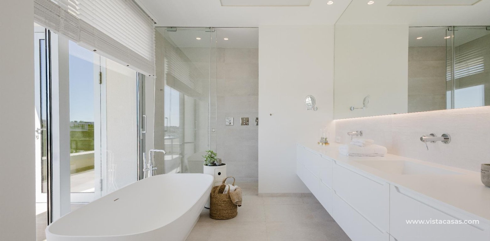 Resale - Villa - Las Colinas Golf