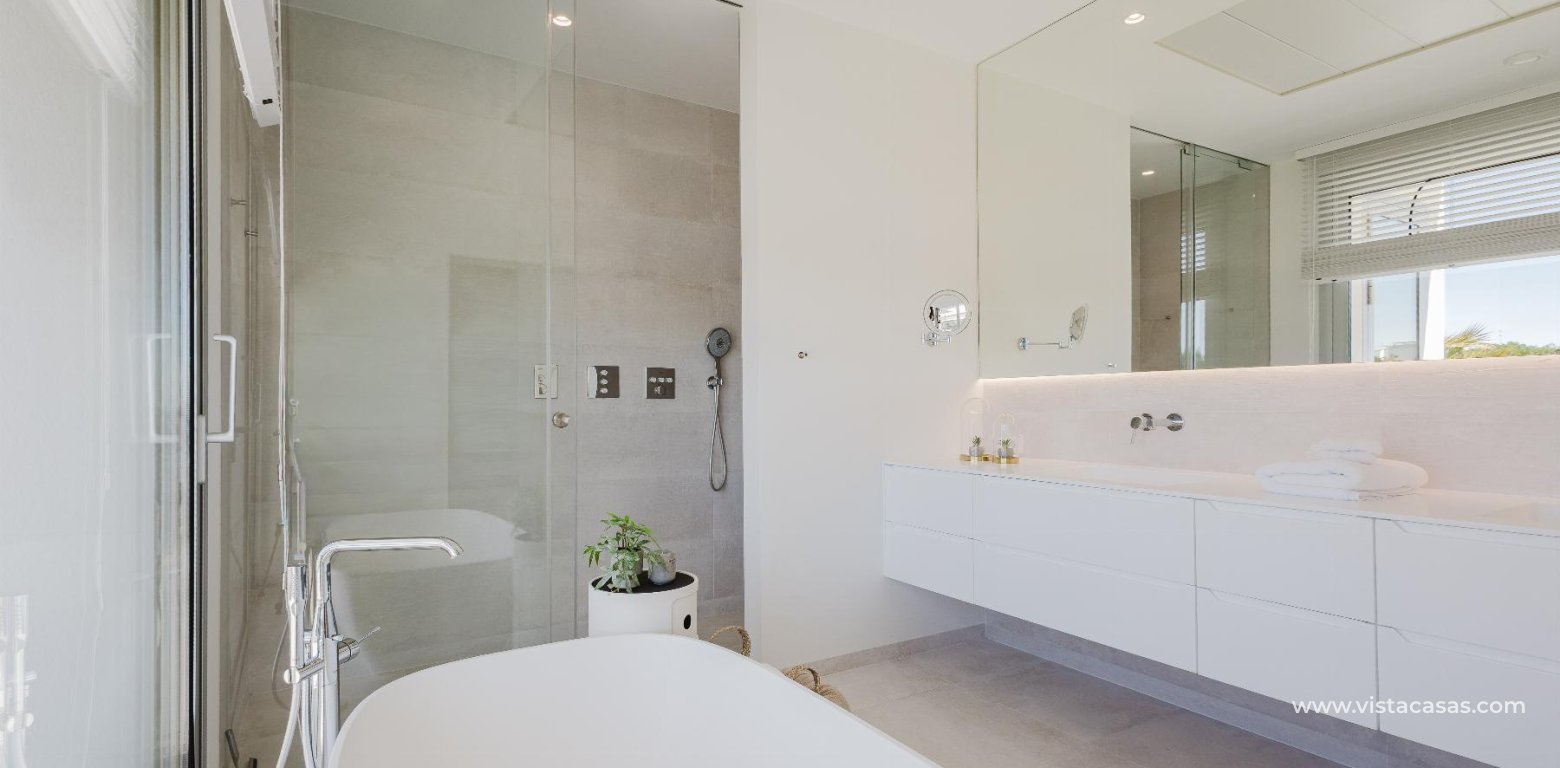 Resale - Villa - Las Colinas Golf