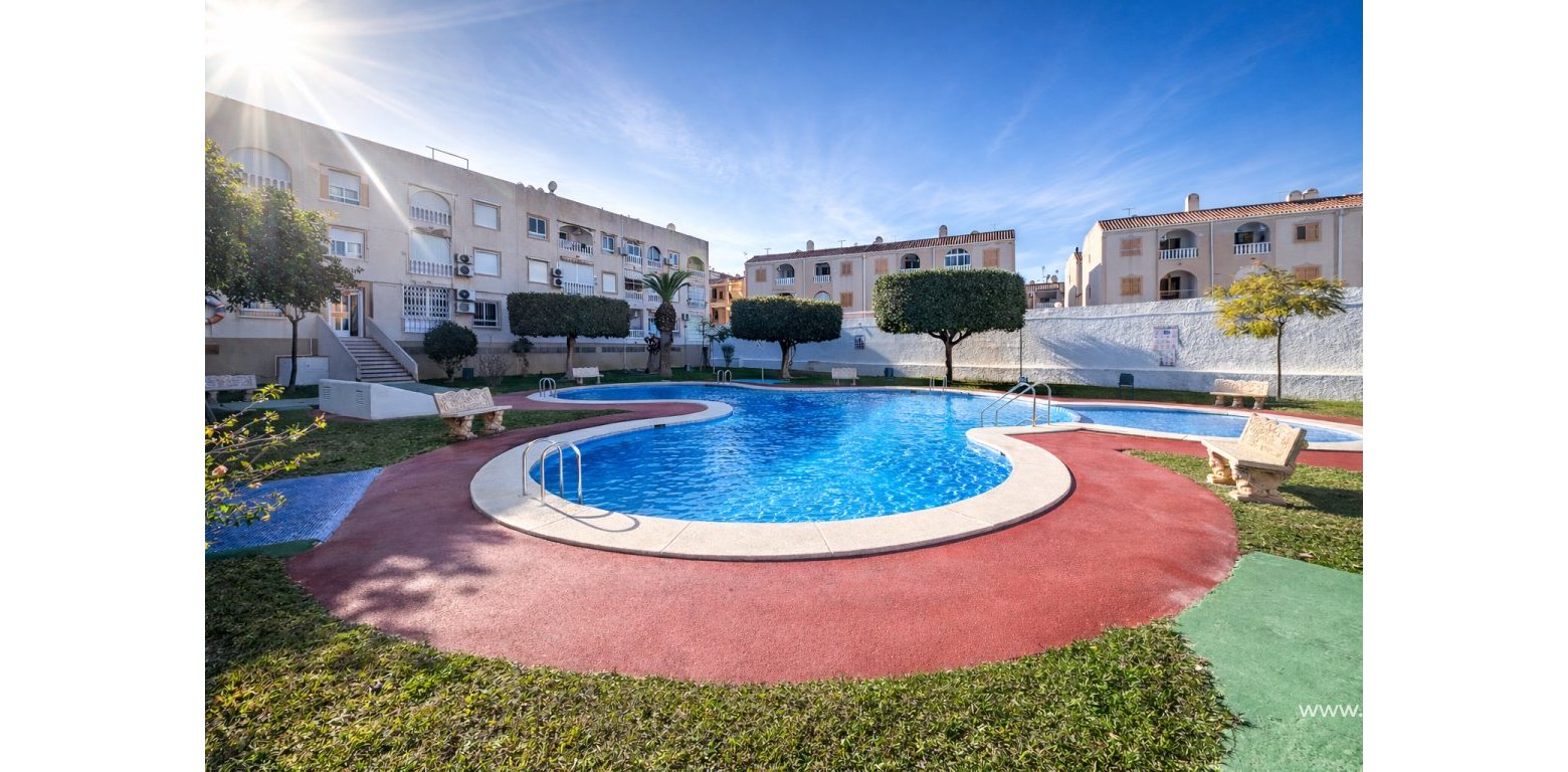 Resale - Apartment - Torrevieja