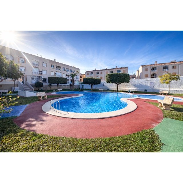 Appartement - Sale - Torrevieja - Torrevieja