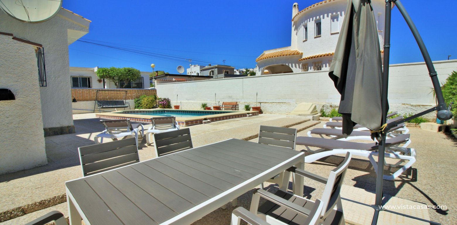 Detached villa for sale with private pool in Los Dolses large plot