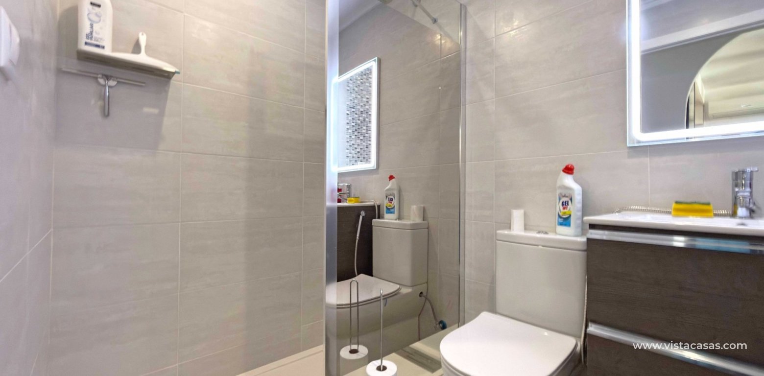 Sale - Bungalow - Orihuela Costa - La Zenia