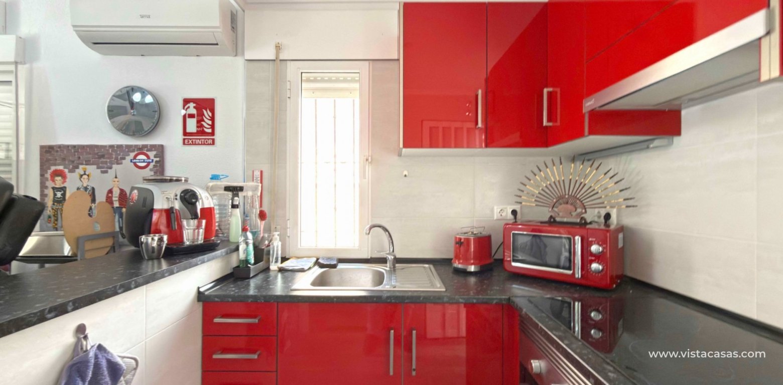 Sale - Bungalow - Orihuela Costa - La Zenia