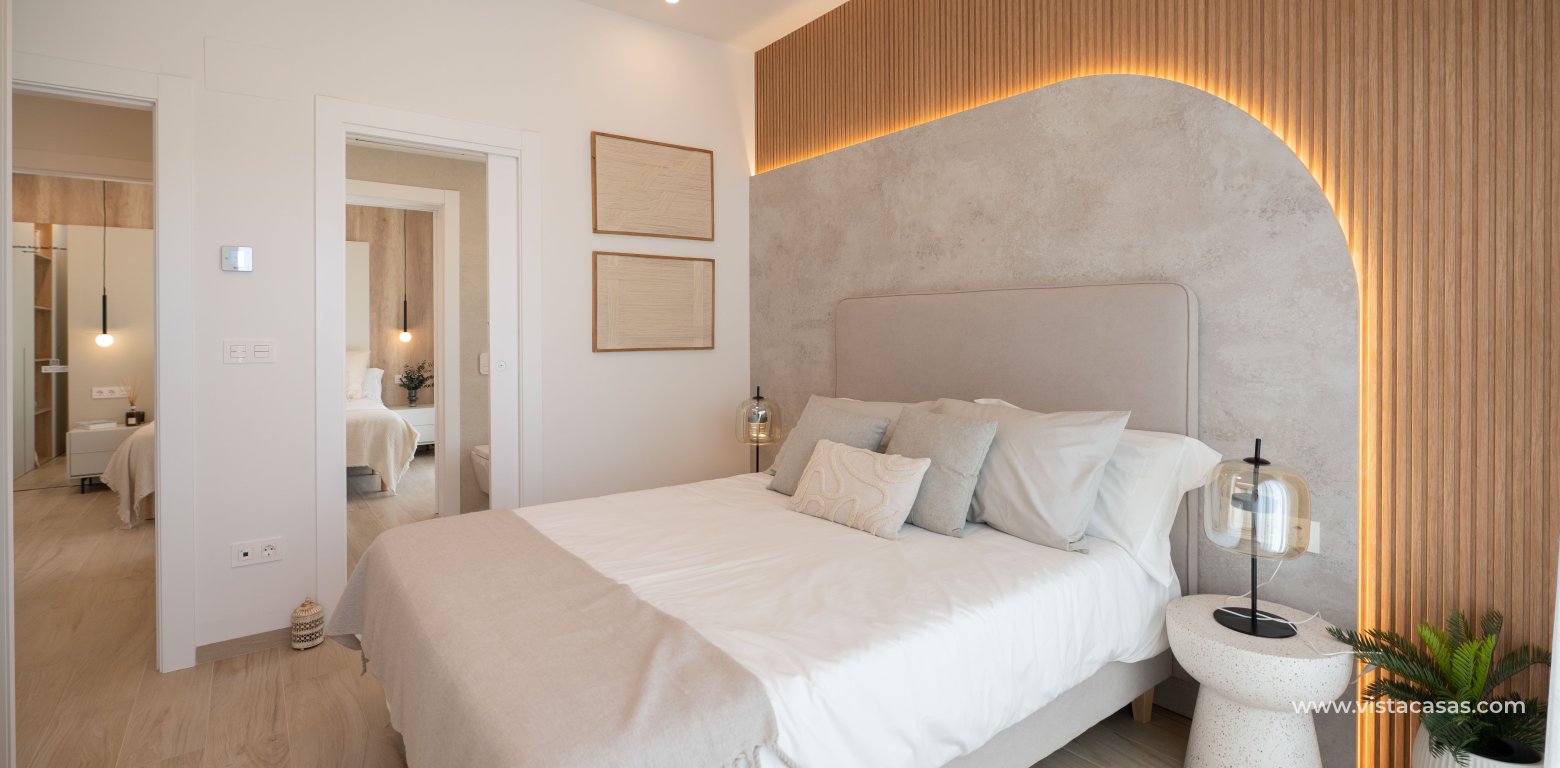 New Build - Townhouse - 