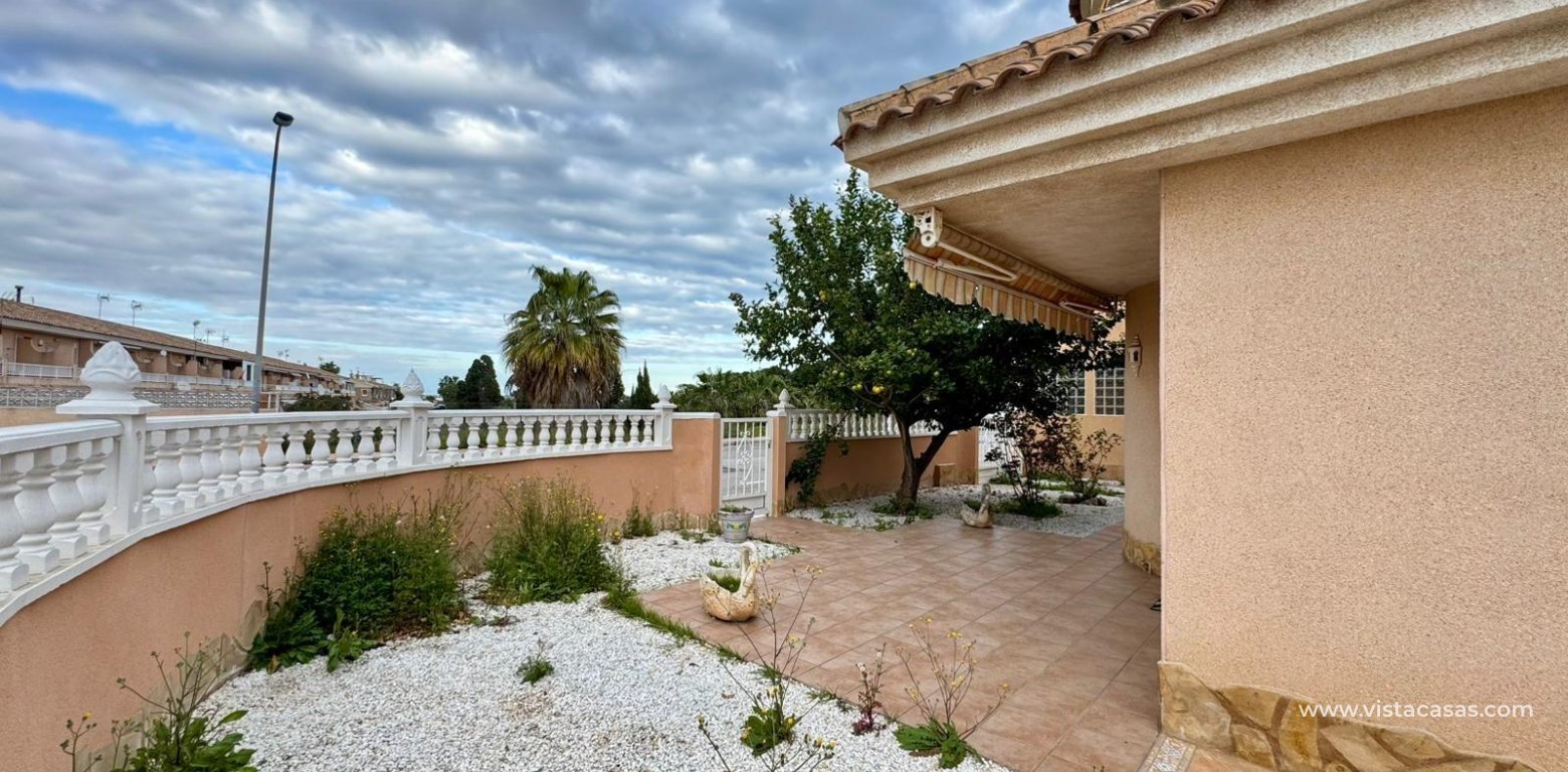 Sale - Villa - Torrevieja - Los Balcones
