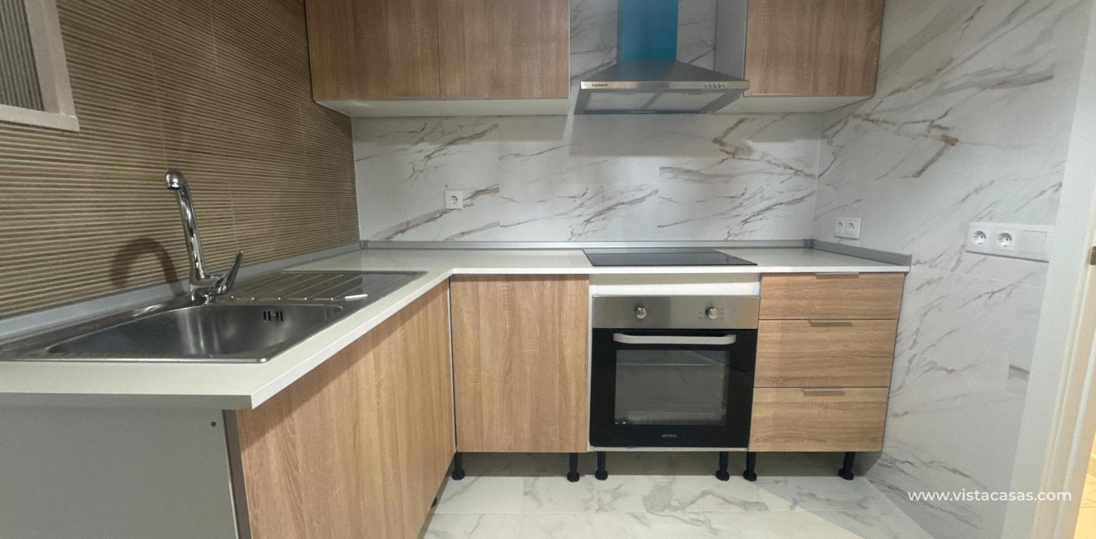 Resale - Apartment - Torrevieja - Muelle Pesquero