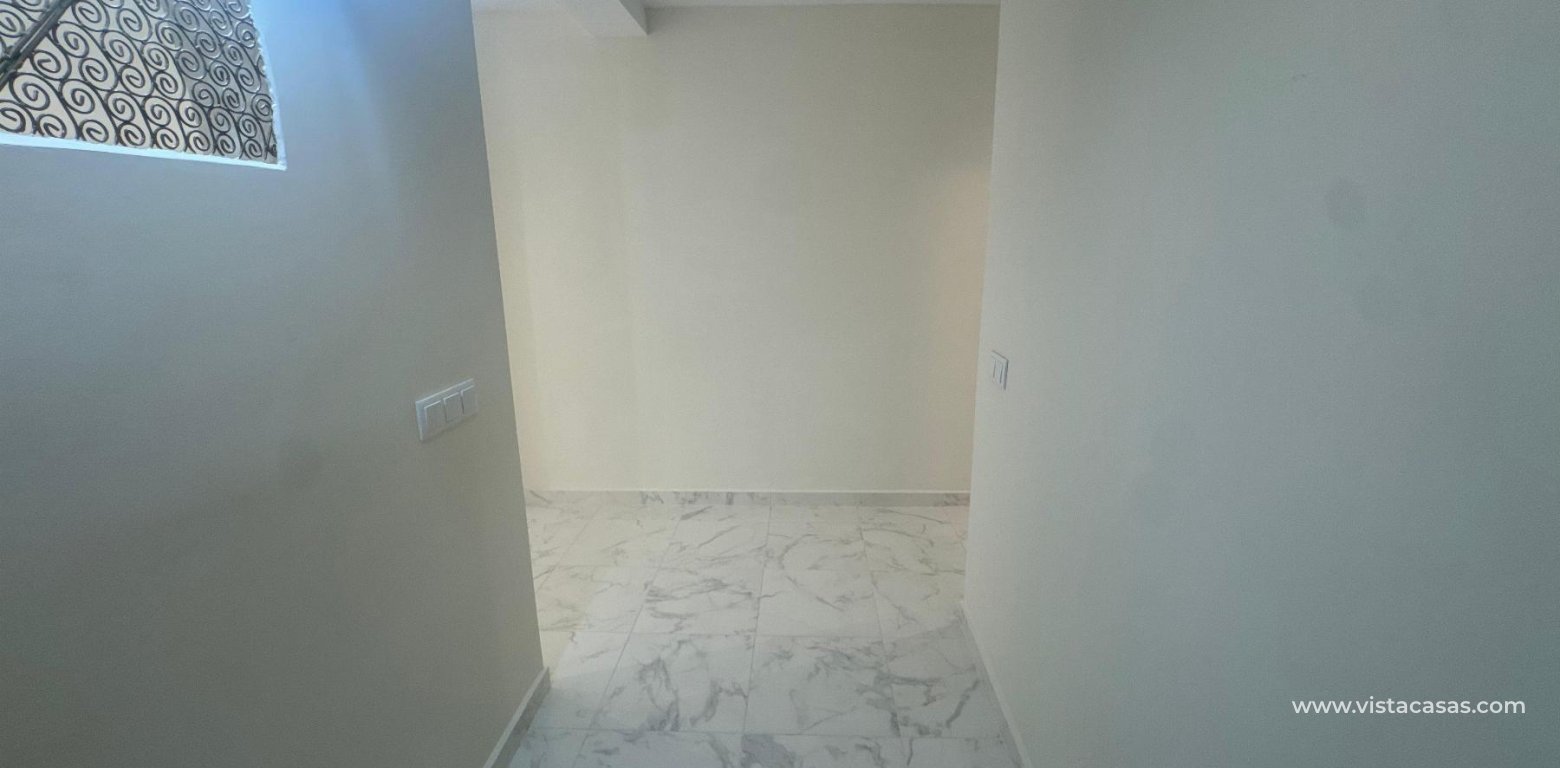 Resale - Apartment - Torrevieja - Muelle Pesquero