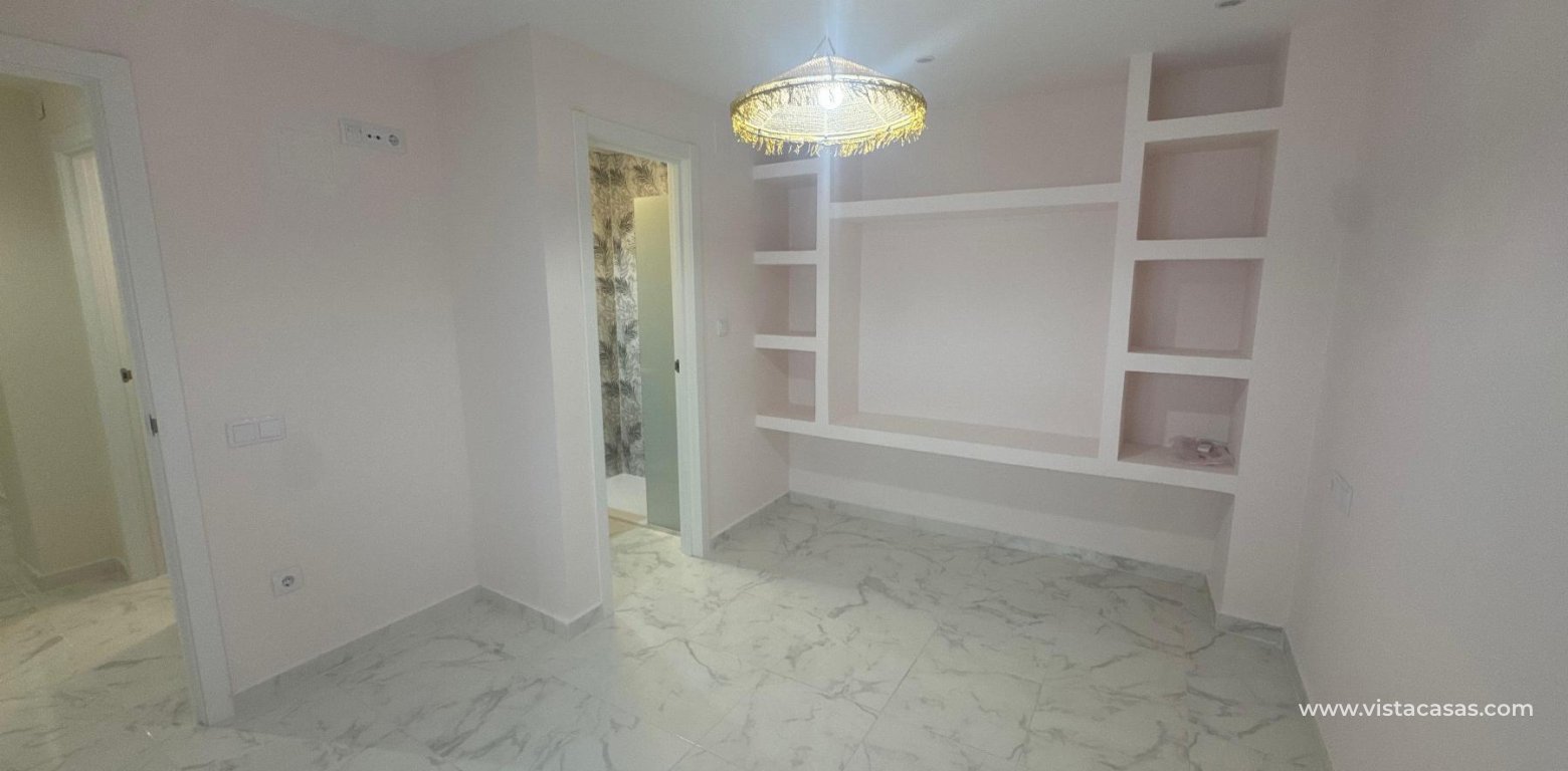 Resale - Apartment - Torrevieja - Muelle Pesquero