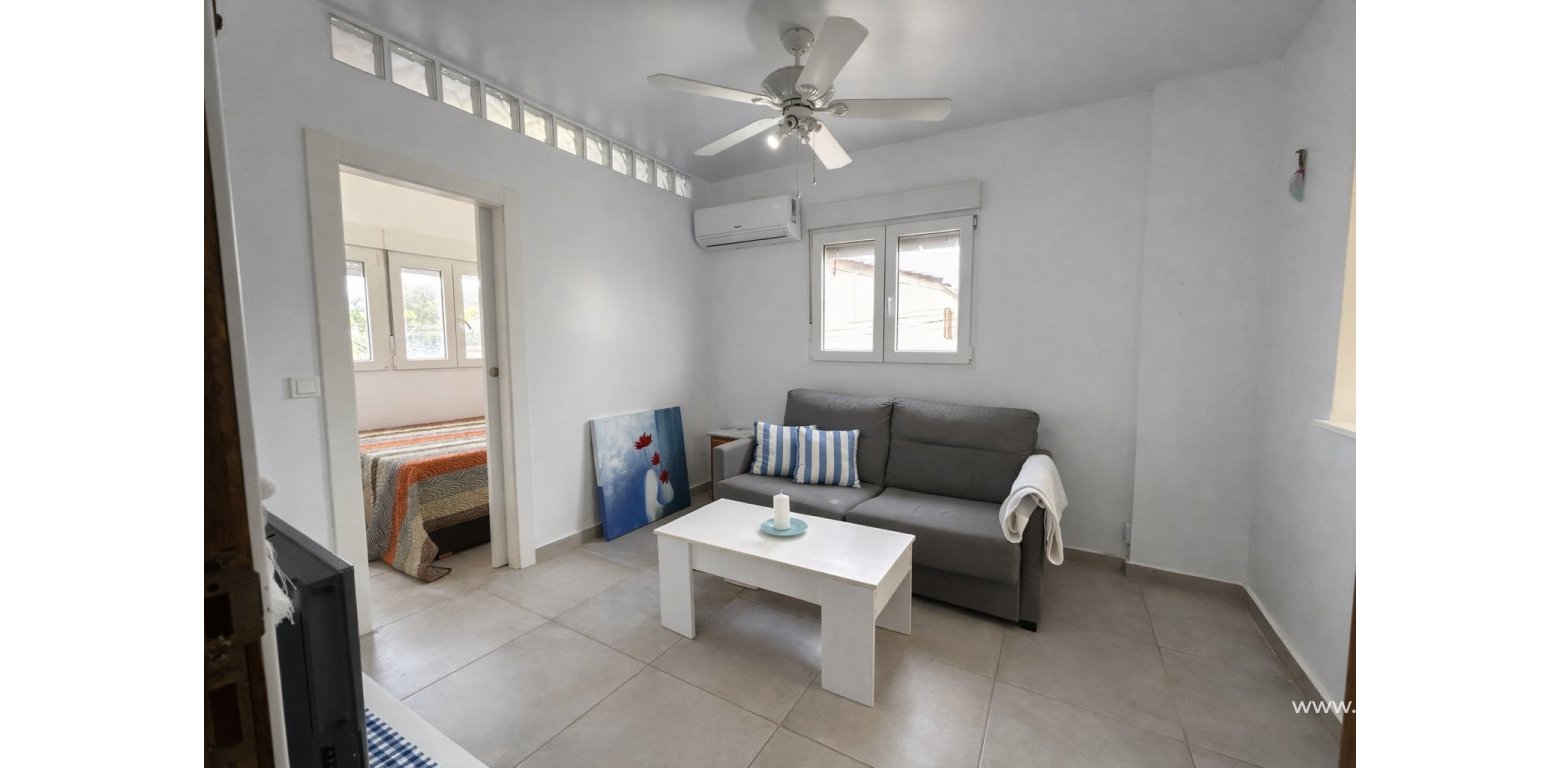 Resale - Apartment - Torrevieja - PLAYA NAUFRAGOS