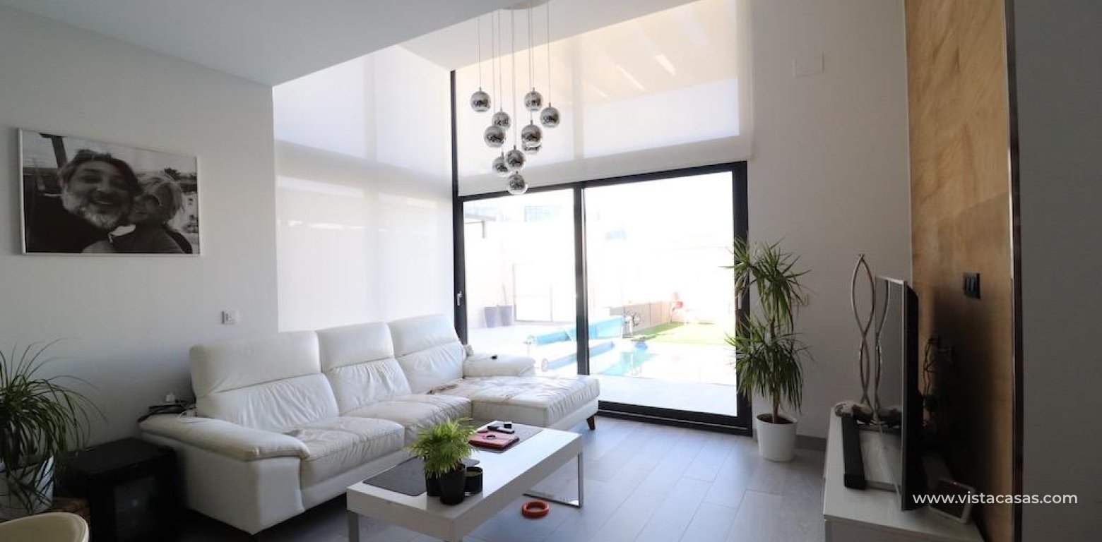 Sale - Villa - Cabo Roig