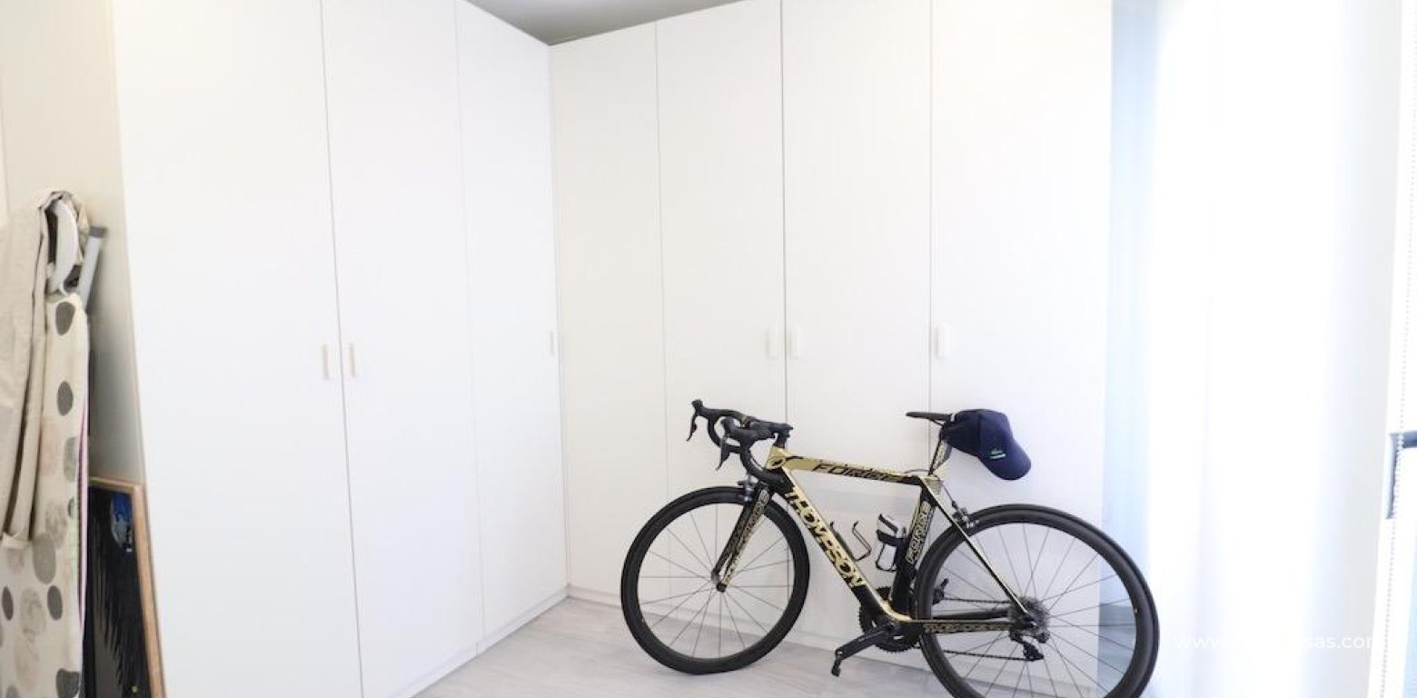 Sale - Villa - Cabo Roig