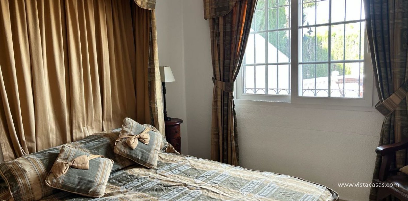 Sale - Villa - Villamartin