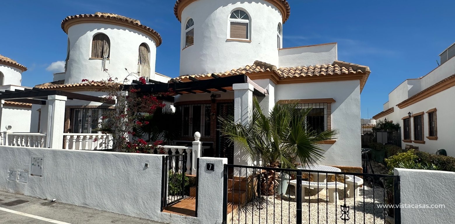Sale - Villa - El Raso