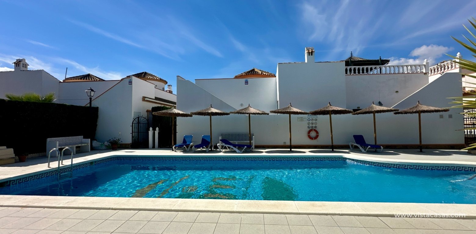 Sale - Villa - El Raso