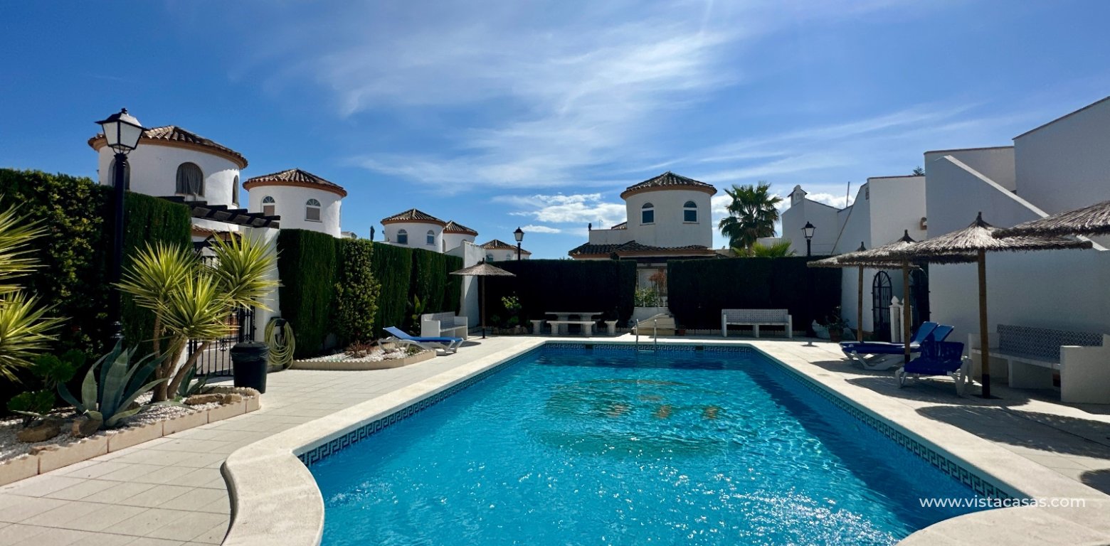 Sale - Villa - El Raso