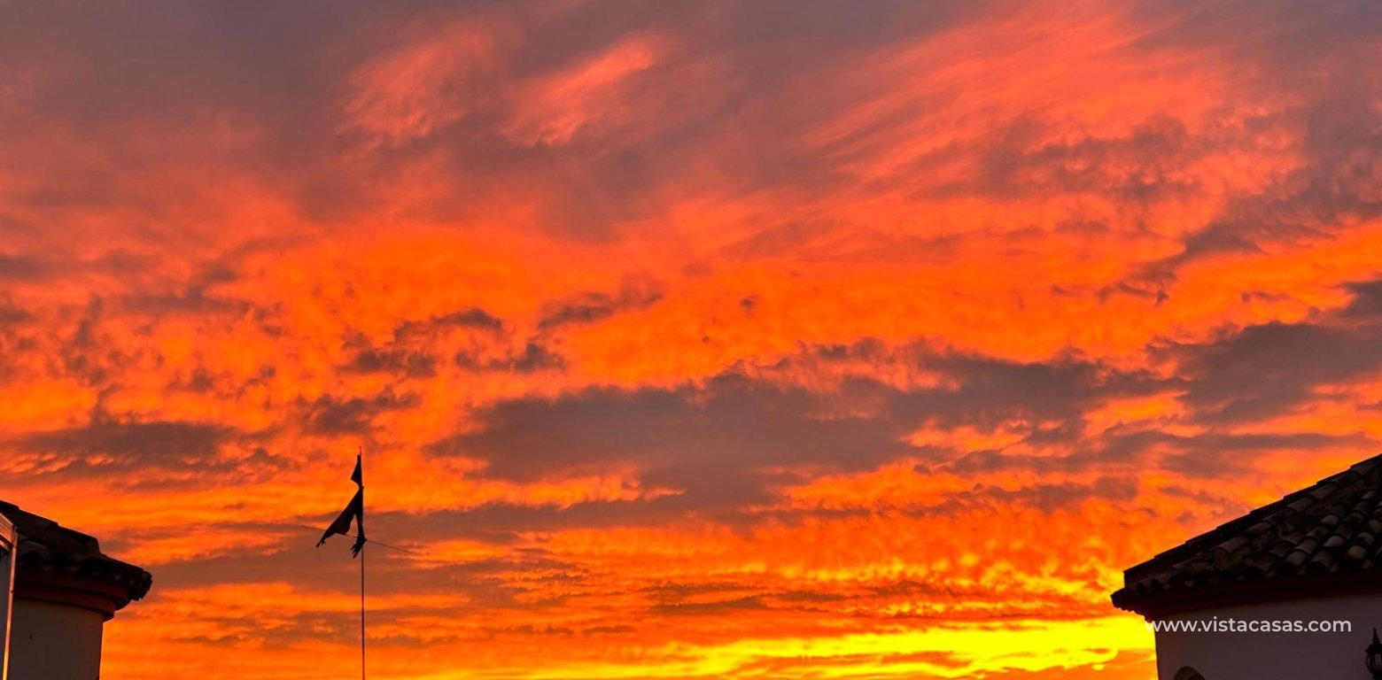 Sale - Villa - El Raso