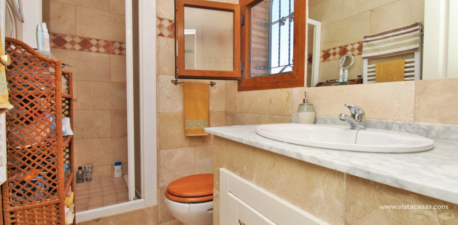 South-Facing 2 Bed Apartment with Solarium Villamartin en-suite bathroom