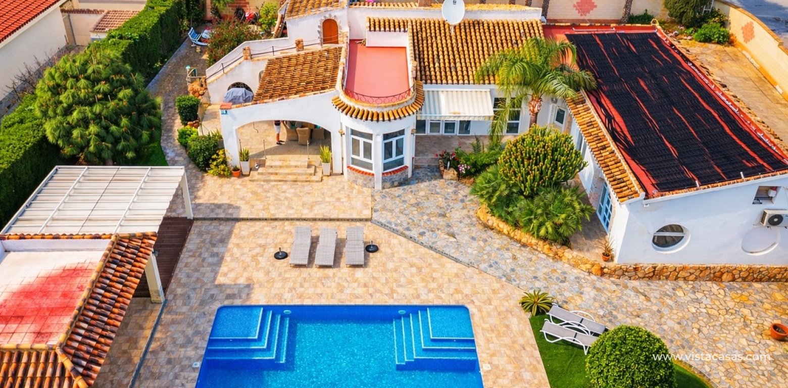 Resale - Villa - Cabo Roig