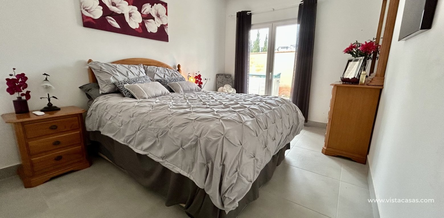 Resale - Villa - Cabo Roig