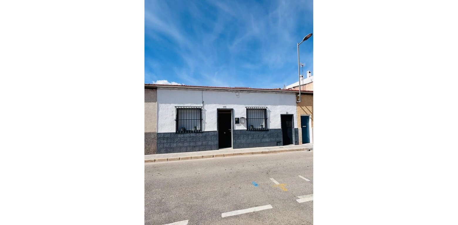 Venta - Townhouse - San Miguel de Salinas