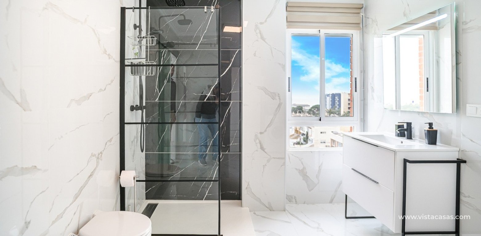 Resale - Apartment - Punta Prima